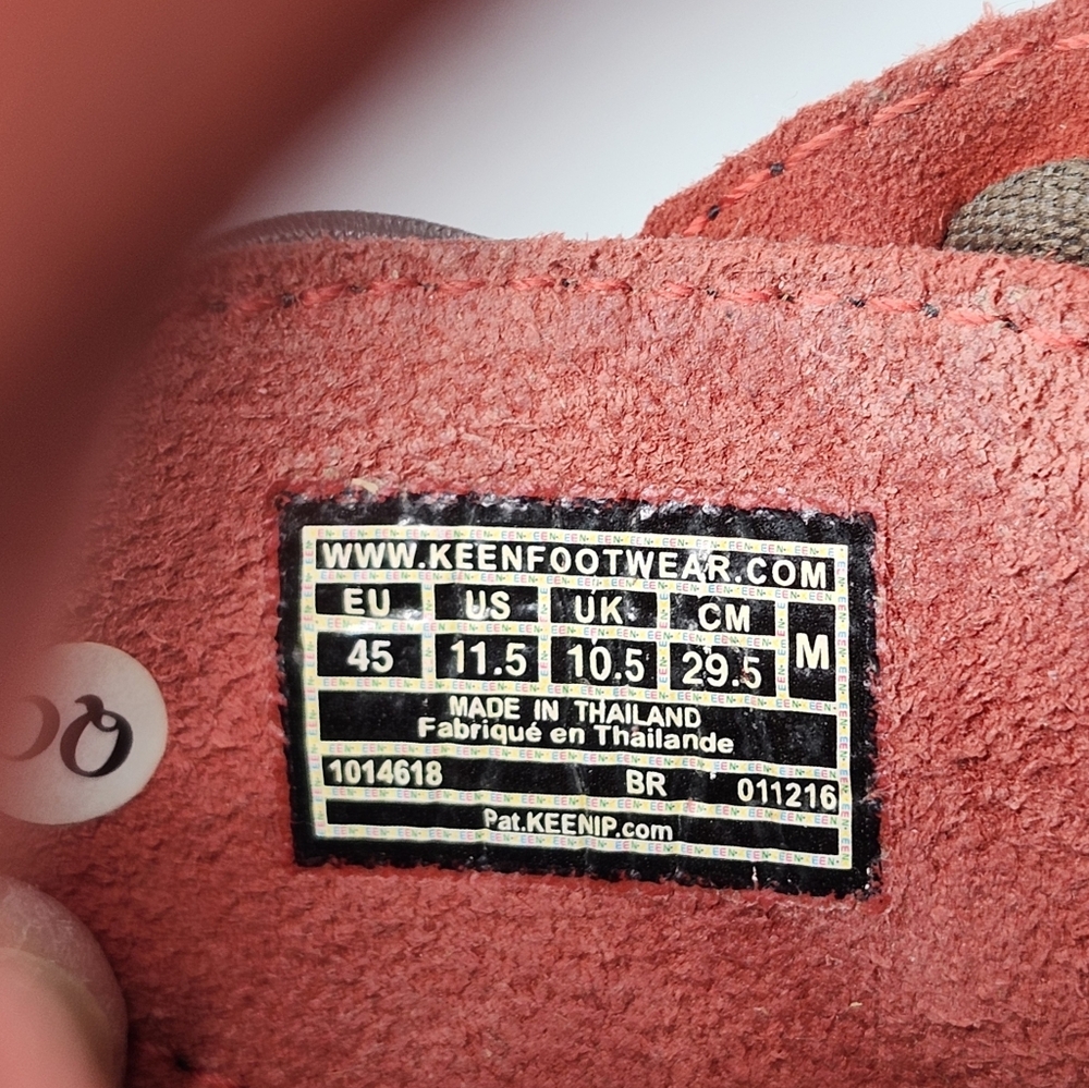 Keen Uneek Red & Grey Two-Cord Bungee Lace Open-Air Sandals - Picture 11 of 12